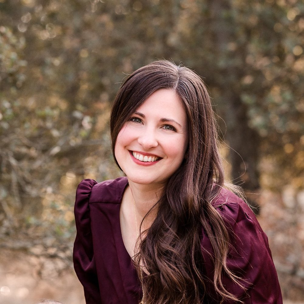 Meet your Posher, Adina